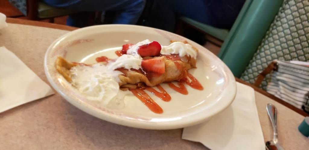 Lucys Cafe | restaurant | 132 N Main St, North Prairie, WI 53153, USA | 2623924084 OR +1 262-392-4084