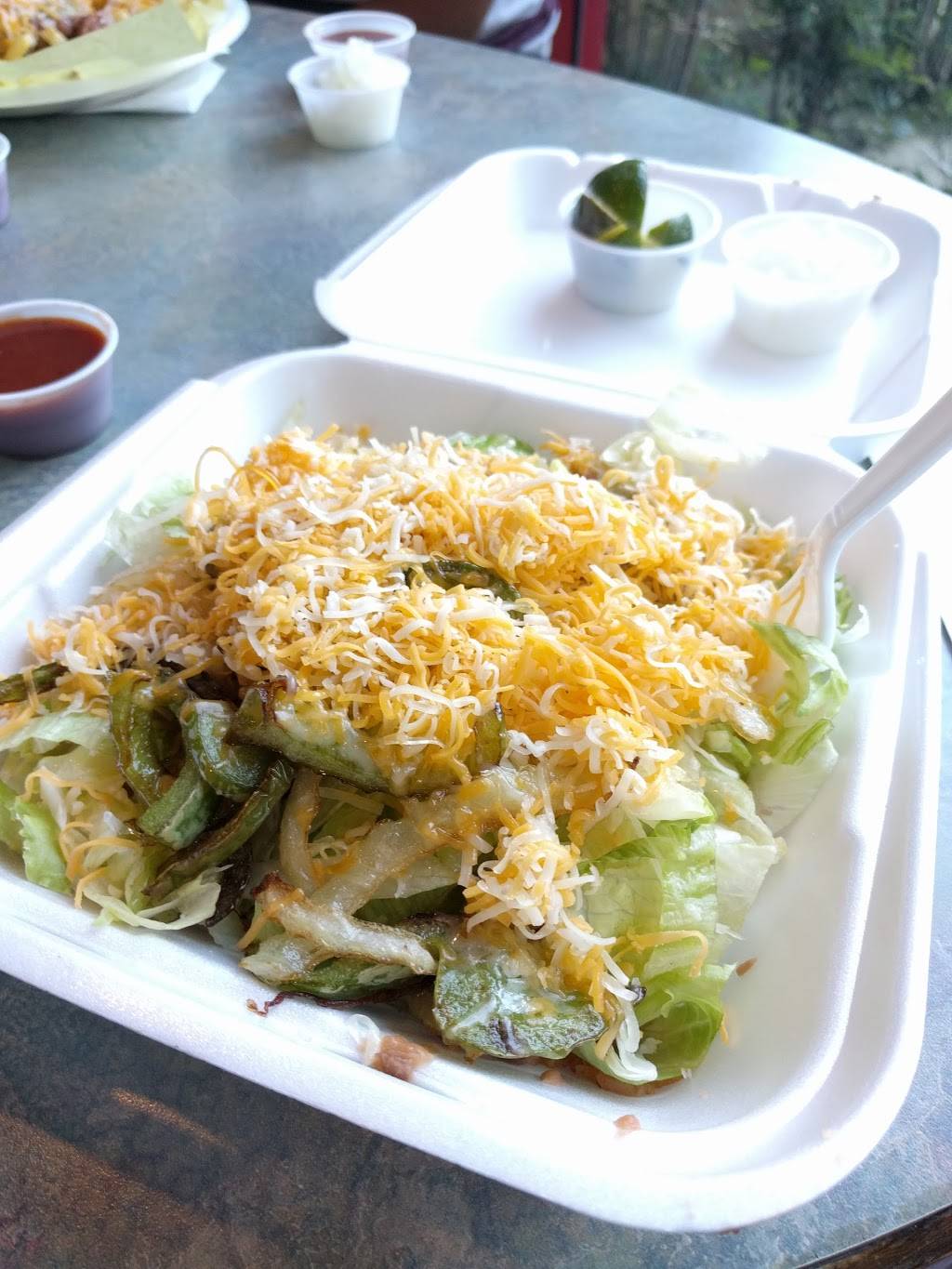 Alfonsos Taco Shop | restaurant | 7800 White Ln # B, Bakersfield, CA 93309, USA | 6613981110 OR +1 661-398-1110