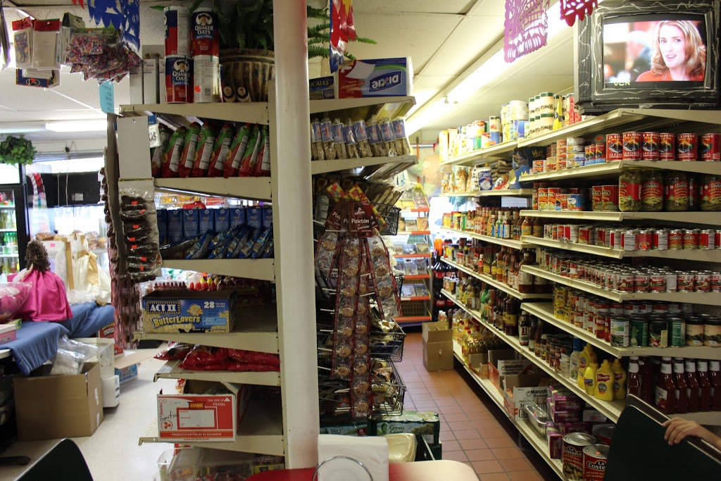 La Tapatia Mexican Store & Restaurant | restaurant | 615 W 11th St, Sioux Falls, SD 57104, USA | 6053381697 OR +1 605-338-1697