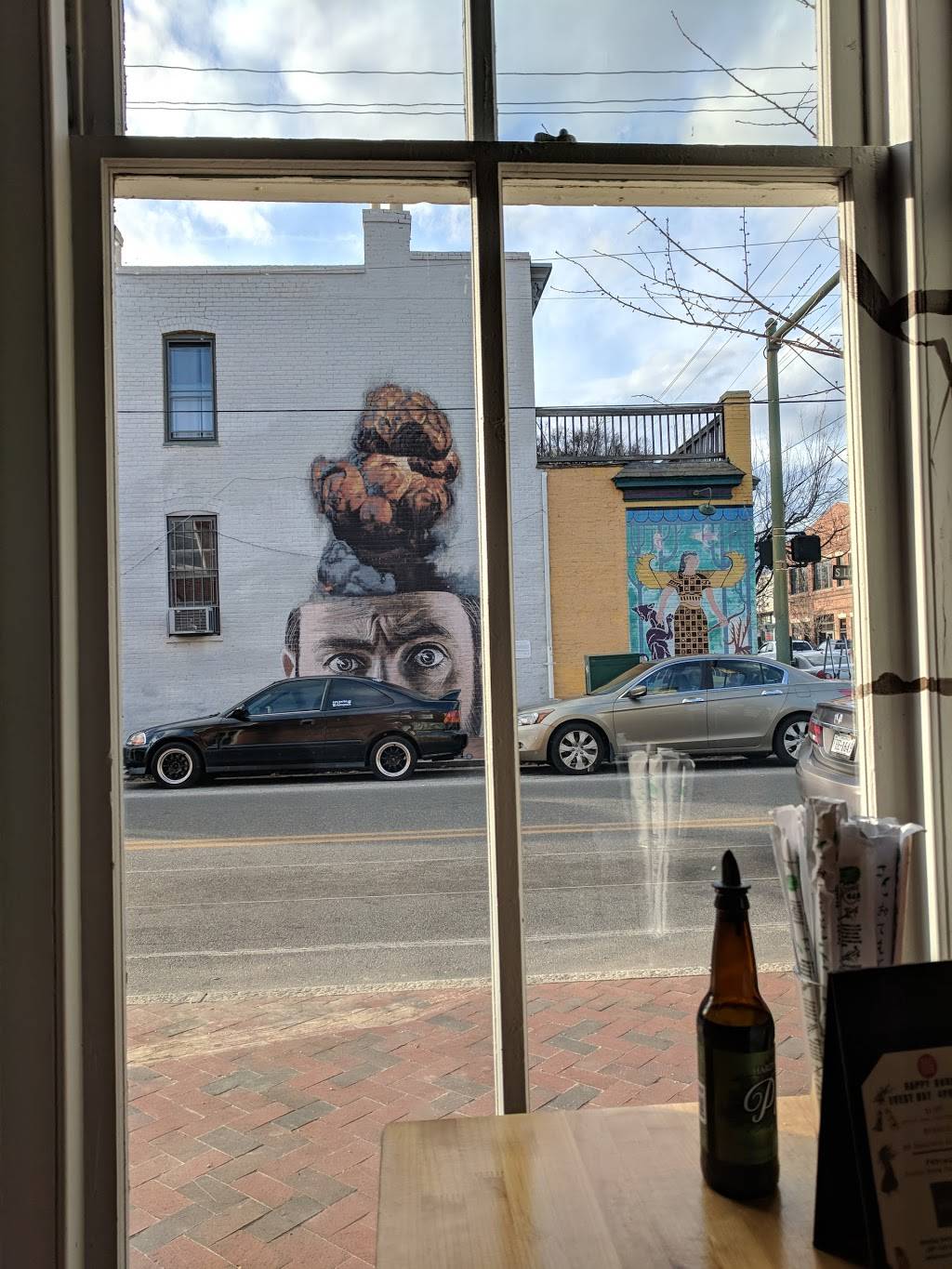 Foo Dog | restaurant | 1537 W Main St, Richmond, VA 23220, USA | 8043421800 OR +1 804-342-1800