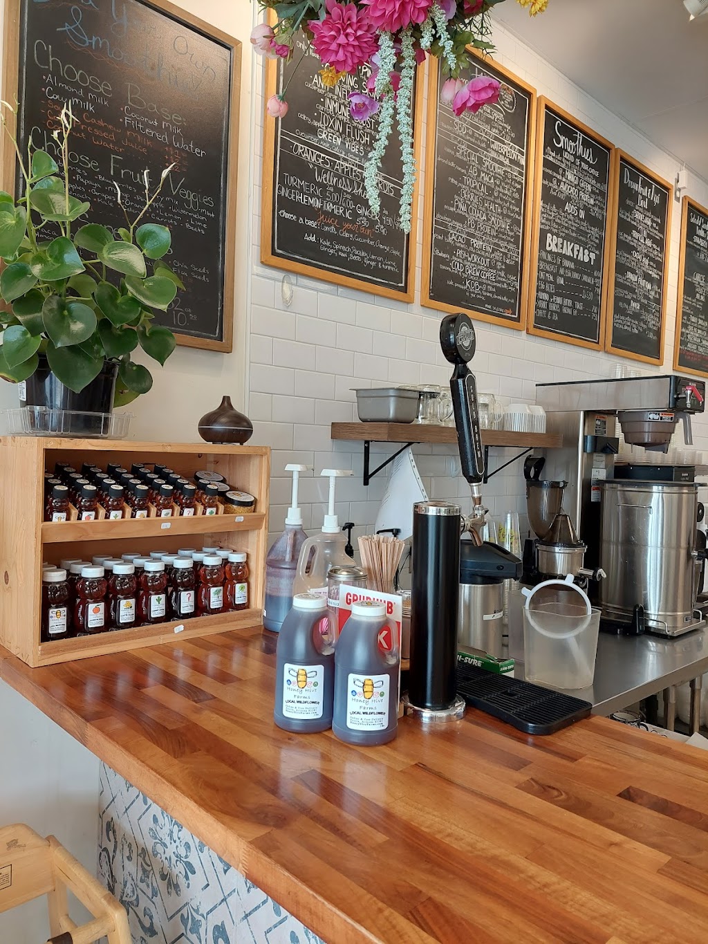 Honey Hive Farms | cafe | Inside Fruta, 222 E Warner Rd Suit 106 #b, Chandler, AZ 85225, USA | 6023308468 OR +1 602-330-8468