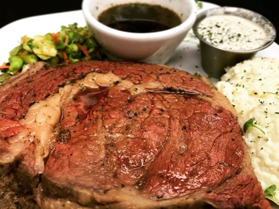 Fins Seafood & Grille | restaurant | 1801 Broad Ave, Findlay, OH 45840, USA | 4194291900 OR +1 419-429-1900