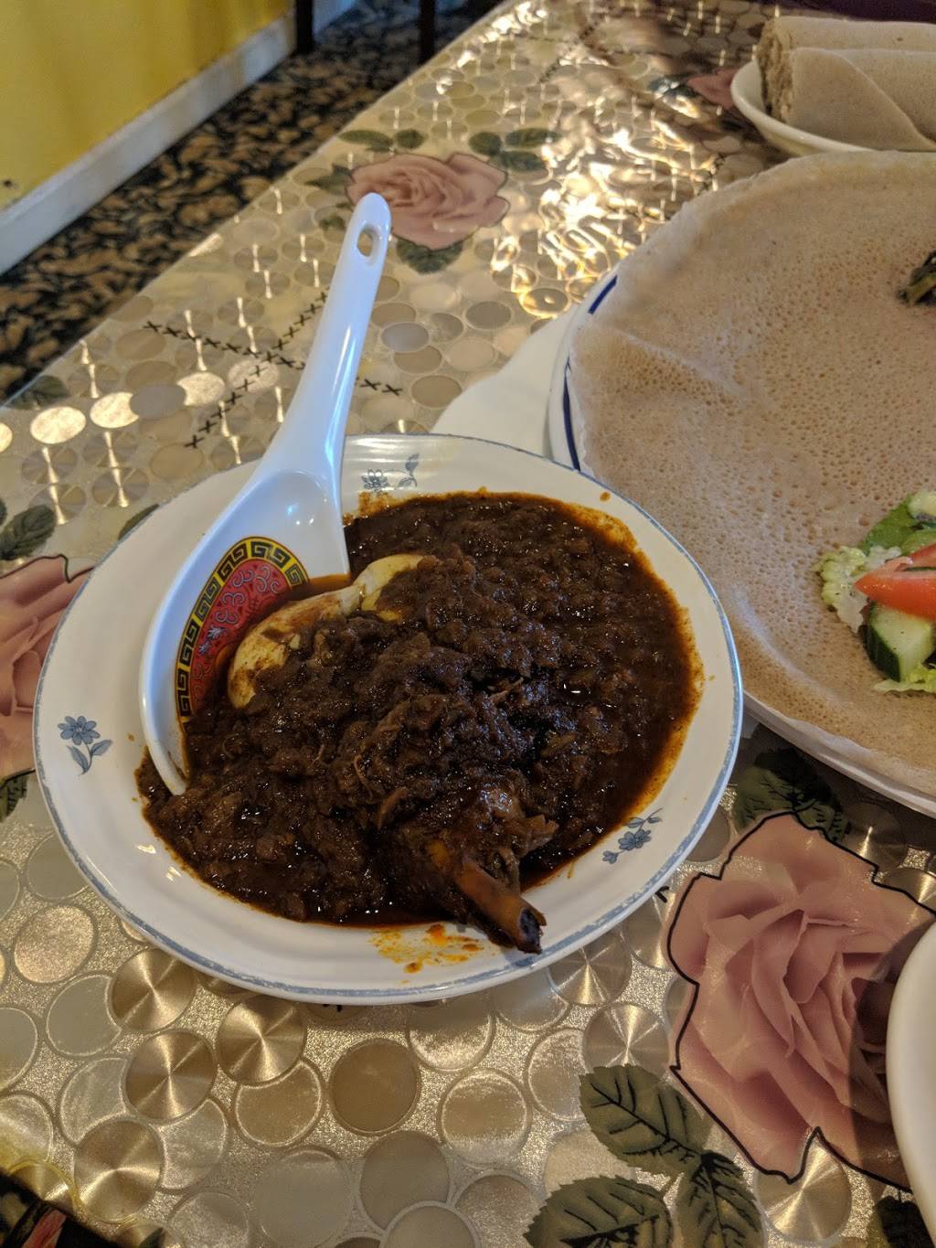 Adey Abeba | restaurant | 2123 E Union St, Seattle, WA 98122, USA | 2063221617 OR +1 206-322-1617