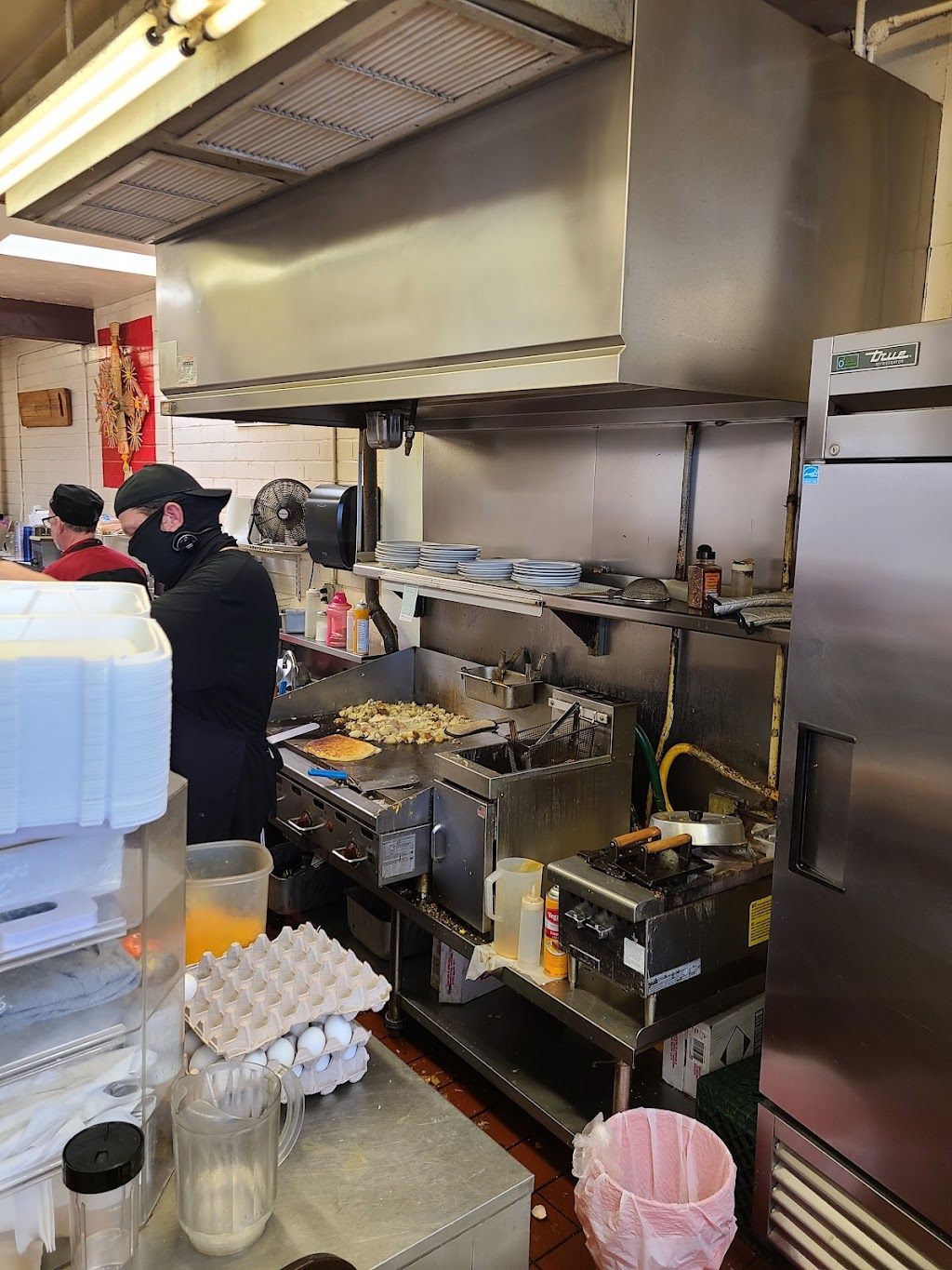 Bobos Restaurant | restaurant | 2938 E Grant Rd, Tucson, AZ 85716, USA | 5203266163 OR +1 520-326-6163