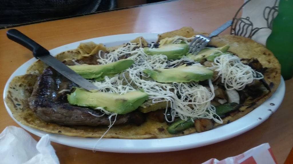 Cemitero Poblano | restaurant | 510 S Lorena St, Los Angeles, CA 90063, USA | 3232642973 OR +1 323-264-2973