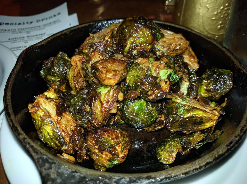 The Six Chow House | restaurant | 12650 Ventura Blvd, Studio City, CA 91604, USA | 8187612319 OR +1 818-761-2319