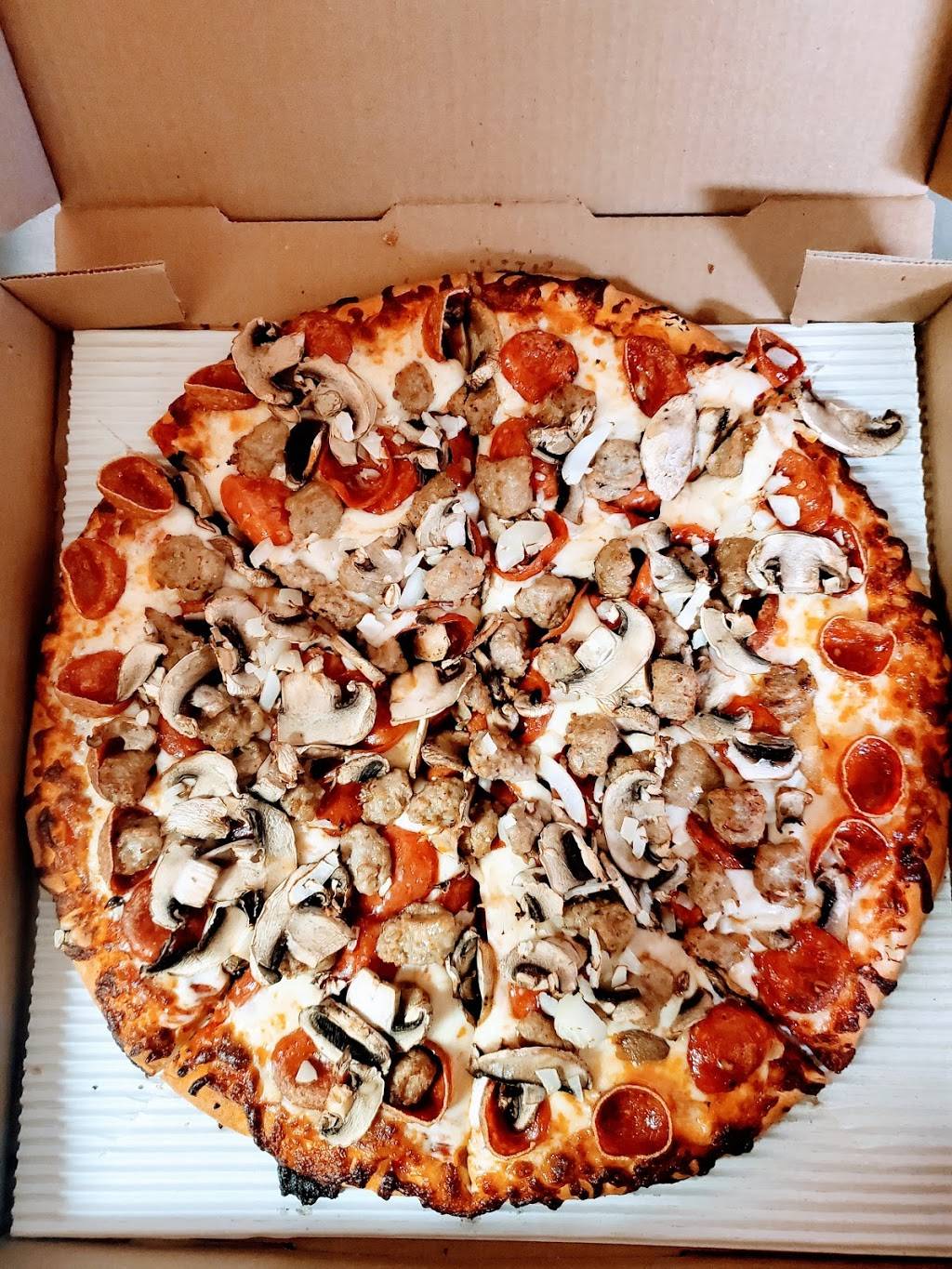 Big Cheezees Pizza | meal delivery | 6004 Torrey Rd suite p, Flint, MI 48507, USA | 8102582163 OR +1 810-258-2163