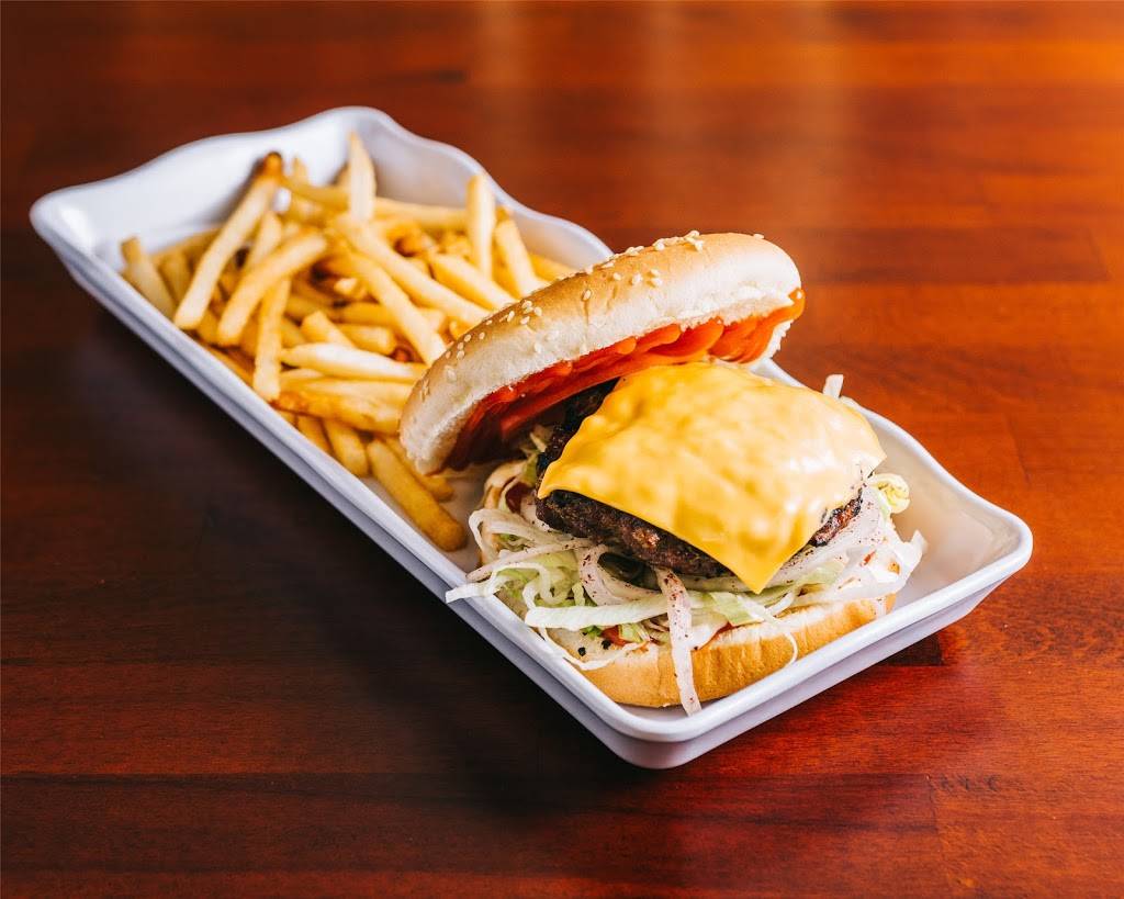 Big Guys Burger & Grill | restaurant | 1682 Central Ct, Valley Stream, NY 11580, USA | 5168871839 OR +1 516-887-1839