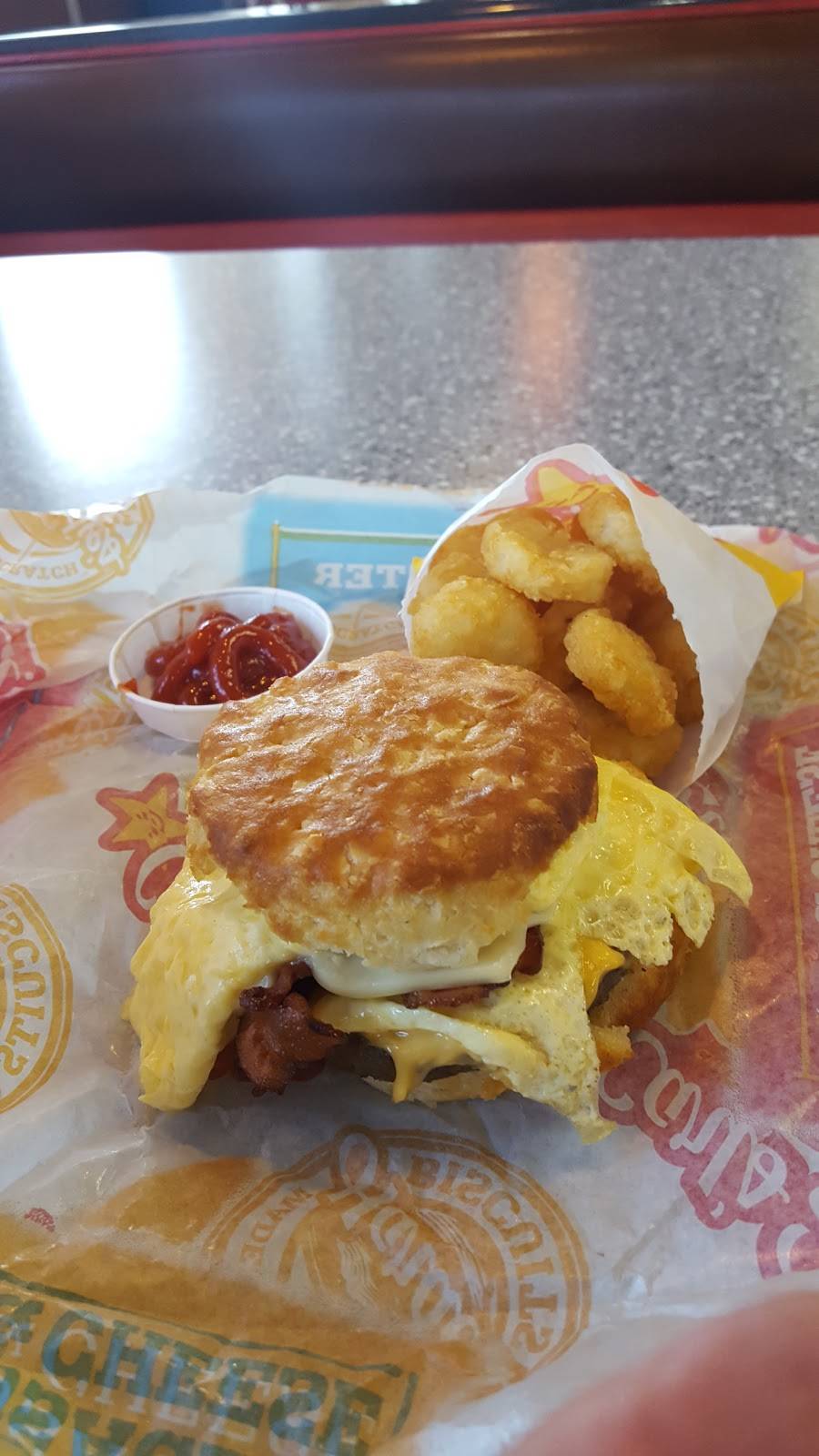 Carls Jr. | restaurant | 40980 California Oaks Rd, Murrieta, CA 92562, USA | 9516778344 OR +1 951-677-8344