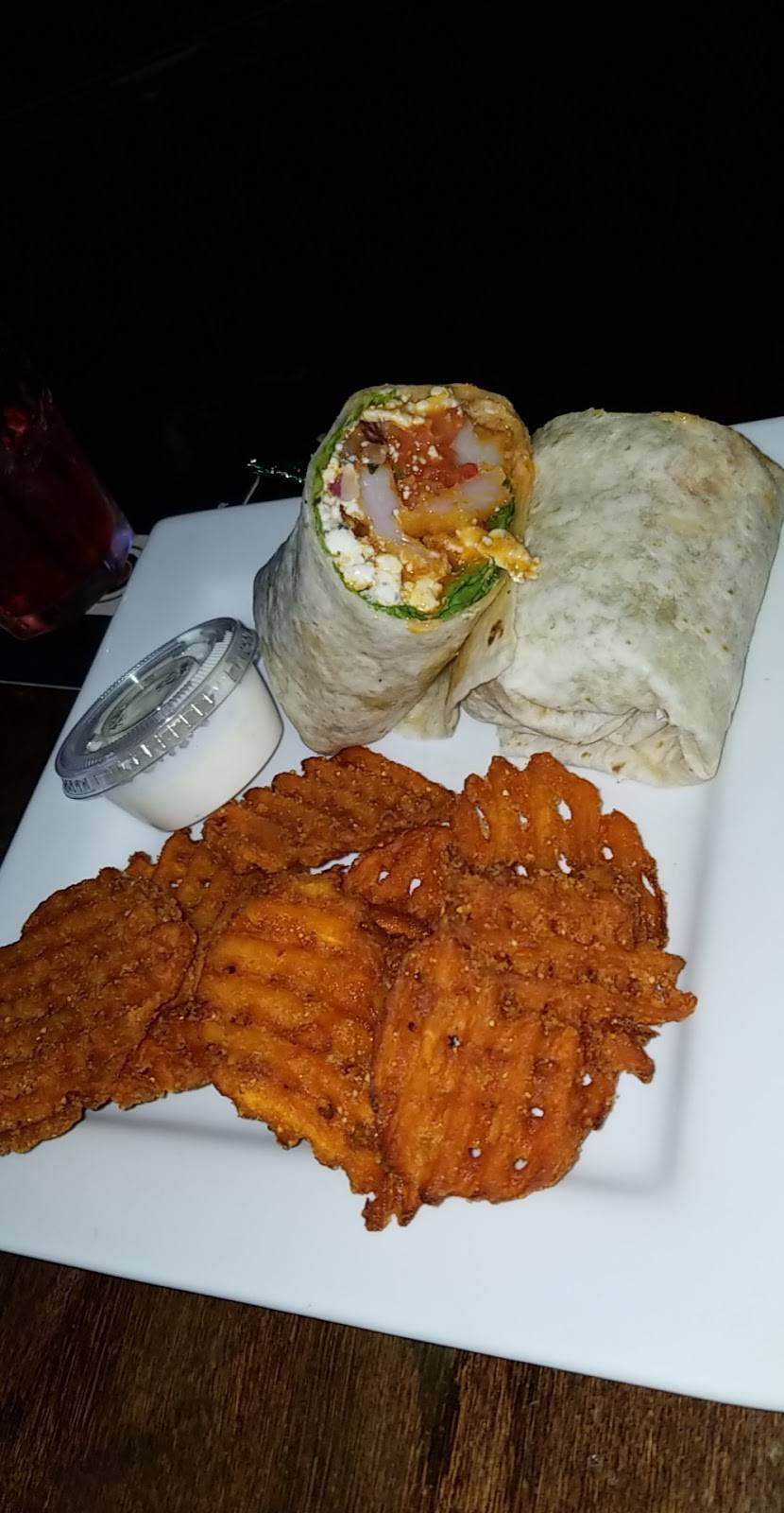 Benders Tavern | restaurant | 4517 W Market St # A, Greensboro, NC 27407, USA | 3362920080 OR +1 336-292-0080