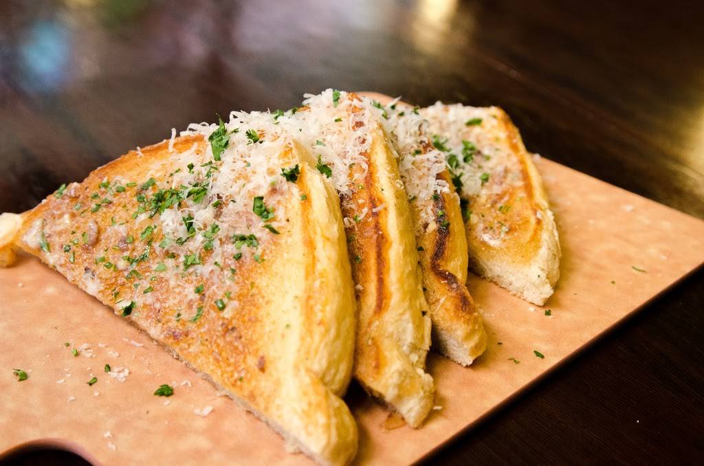 Harlowes French Dip | restaurant | 43 Union St, Pasadena, CA 91103, USA | 6265350985 OR +1 626-535-0985