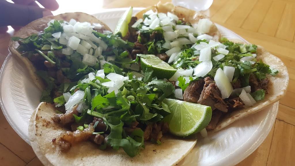 Los Molcajetes Taqueria | restaurant | 2355 Lackey St, Lumberton, NC 28360, USA | 9108872045 OR +1 910-887-2045