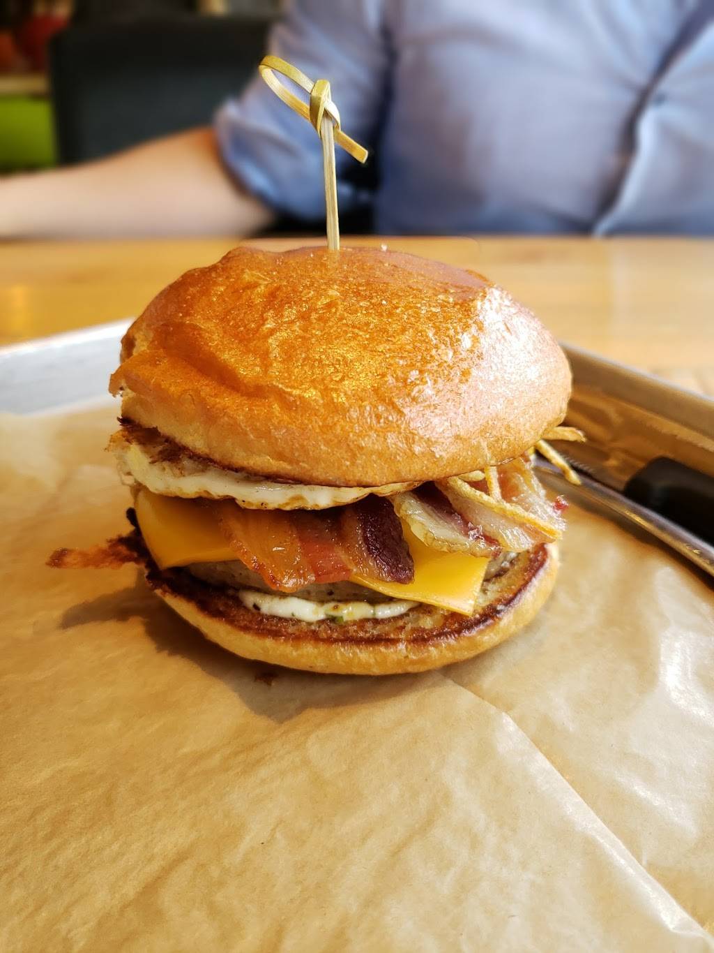 Hopdoddy Burger Bar | restaurant | 142 Vintage Park Blvd Ste A, Houston, TX 77070, USA | 2815542337 OR +1 281-554-2337