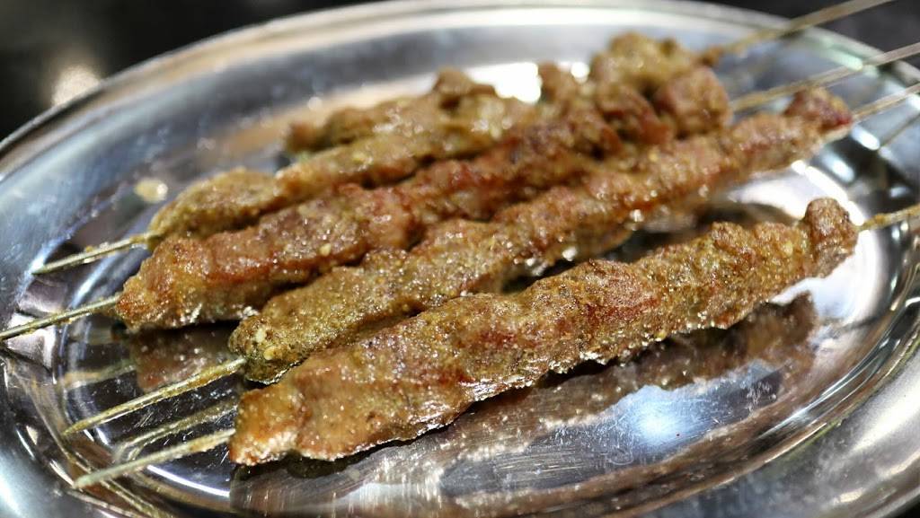 Noodle Fans 中国兰州牛肉拉面 | restaurant | 1177 Central Pkwy W, Mississauga, ON L5C 4P3, Canada | 9053068808 OR +1 905-306-8808