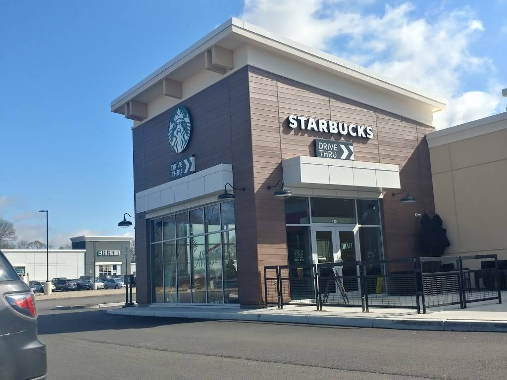 Starbucks | cafe | 4 Foxborough Blvd Unit 420, Foxborough, MA 02048, USA | 5082431739 OR +1 508-243-1739