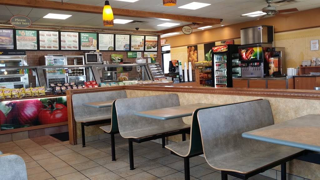 Subway | restaurant | 32620 Van Dyke Ave, Warren, MI 48093, USA | 5867950000 OR +1 586-795-0000