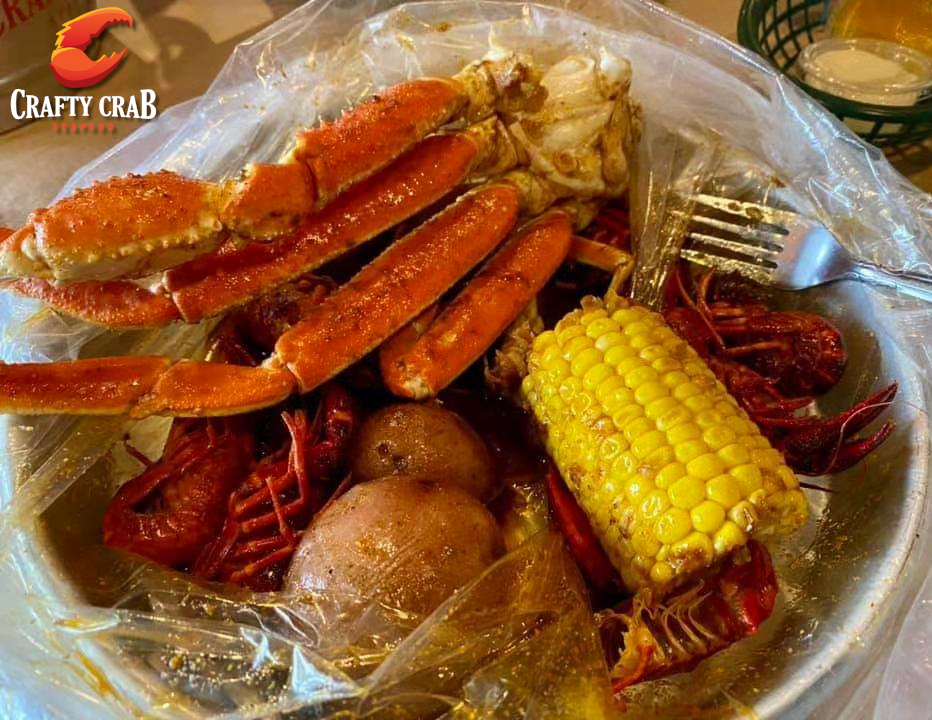 Crafty Crab | restaurant | 700 Gervais St Suite C, Columbia, SC 29201, USA | 8038289368 OR +1 803-828-9368