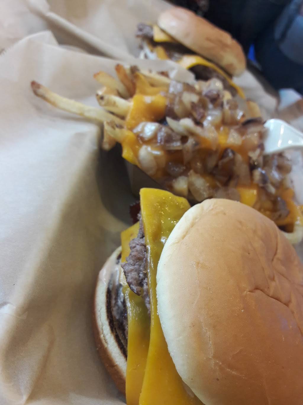 Elevation Burger | restaurant | 12525 Park Potomac Ave, Potomac, MD 20857, USA | 3018384010 OR +1 301-838-4010