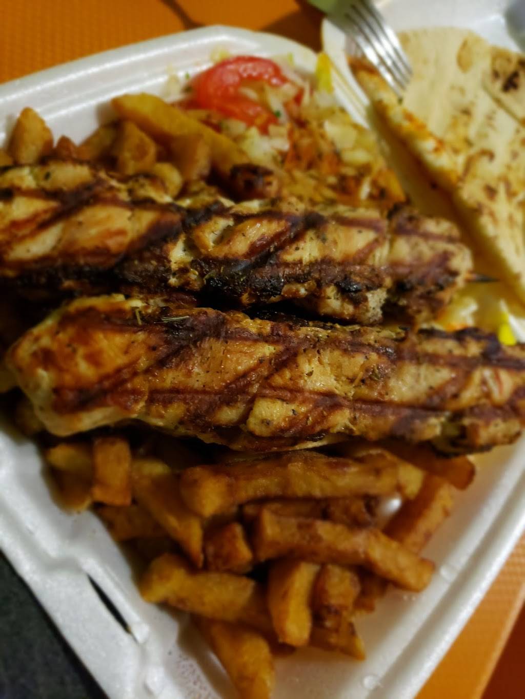 Souvlaki Andi | restaurant | 900 Rue Jean-Talon, Montréal, QC H2R 1V4, Canada | 5143796566 OR +1 514-379-6566