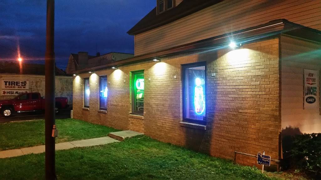 Tuccis | restaurant | 1479 Lyell Ave, Rochester, NY 14606, USA | 5852547740 OR +1 585-254-7740