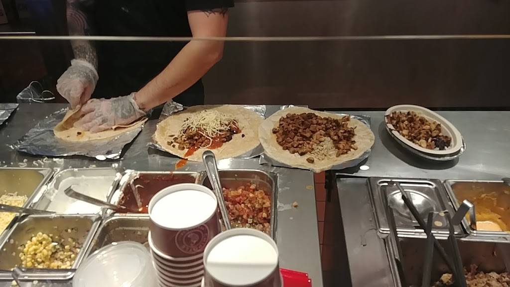 Chipotle Mexican Grill | restaurant | 2400 W International Speedway Blvd Ste 730, Daytona Beach, FL 32114, USA | 3862526011 OR +1 386-252-6011