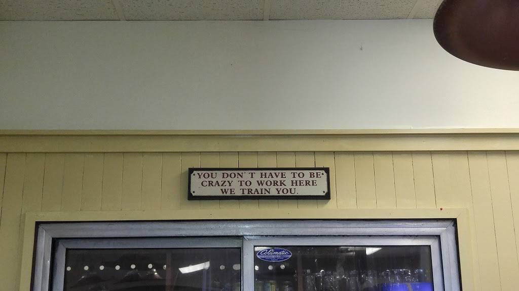 Spuds Restaurant and Catering | restaurant | 140 Industrial Blvd, Napanee, ON K7R 3Y9, Canada | 6133546787 OR +1 613-354-6787
