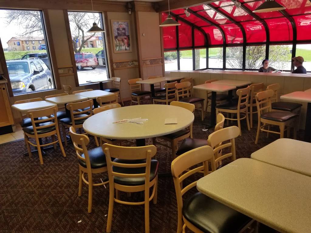 Wendys | restaurant | 2112 E Moreland Blvd, Waukesha, WI 53186, USA | 2625491180 OR +1 262-549-1180