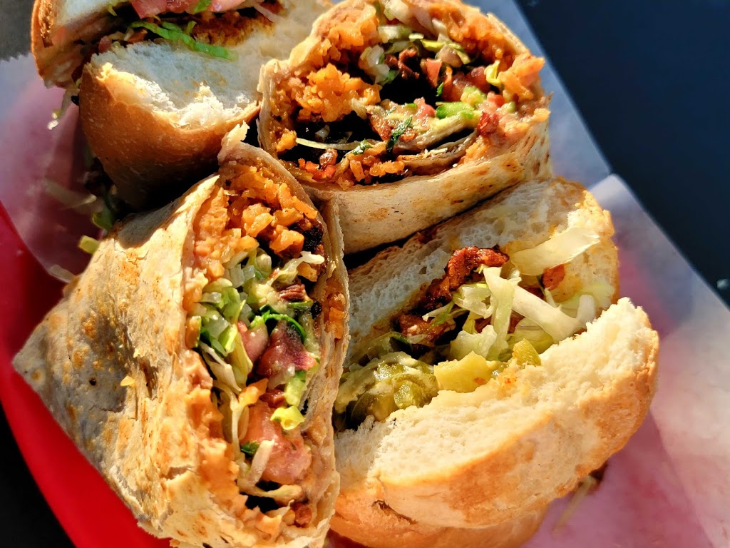 El Pambazo | restaurant | 23242 FM1314, Porter, TX 77365, USA | 8329158413 OR +1 832-915-8413