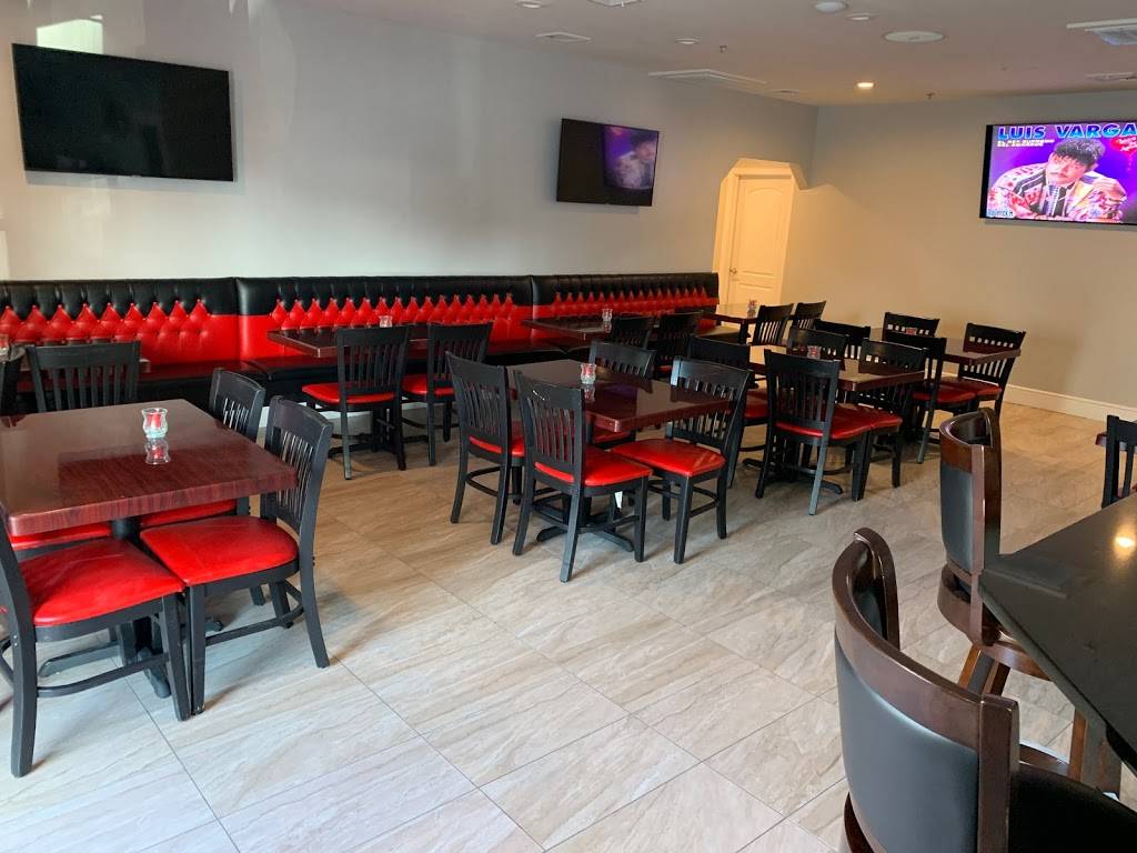 MamaJuana Restaurant Pawtucket RI | restaurant | 904 Main St, Pawtucket, RI 02860, USA | 4014752374 OR +1 401-475-2374