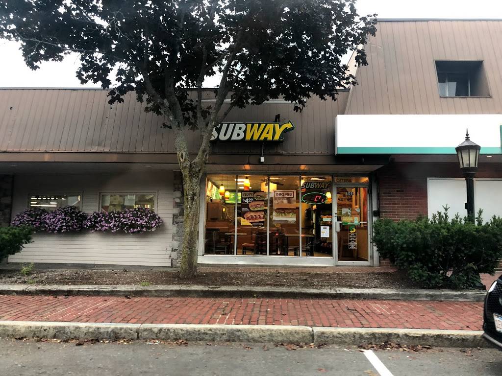 Subway | restaurant | 547 Main St, Medfield, MA 02052, USA | 5083591525 OR +1 508-359-1525