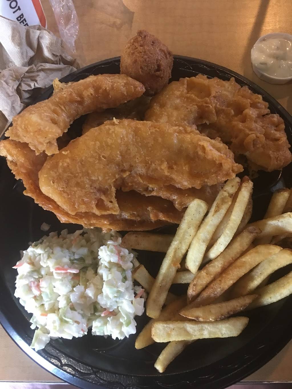 Long John Silvers | restaurant | 2156 S Ridgewood Ave, South Daytona, FL 32119, USA | 3867618400 OR +1 386-761-8400