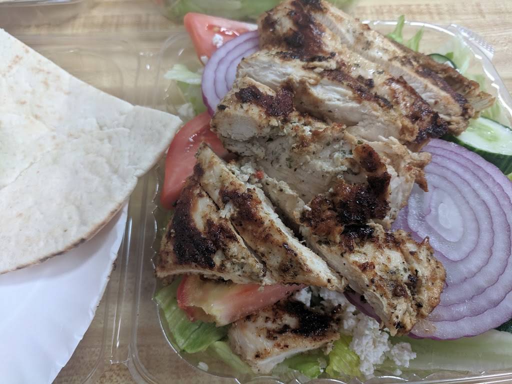 Lindos Pizza | restaurant | 2 Wareham St, Middleborough, MA 02346, USA | 5089461455 OR +1 508-946-1455