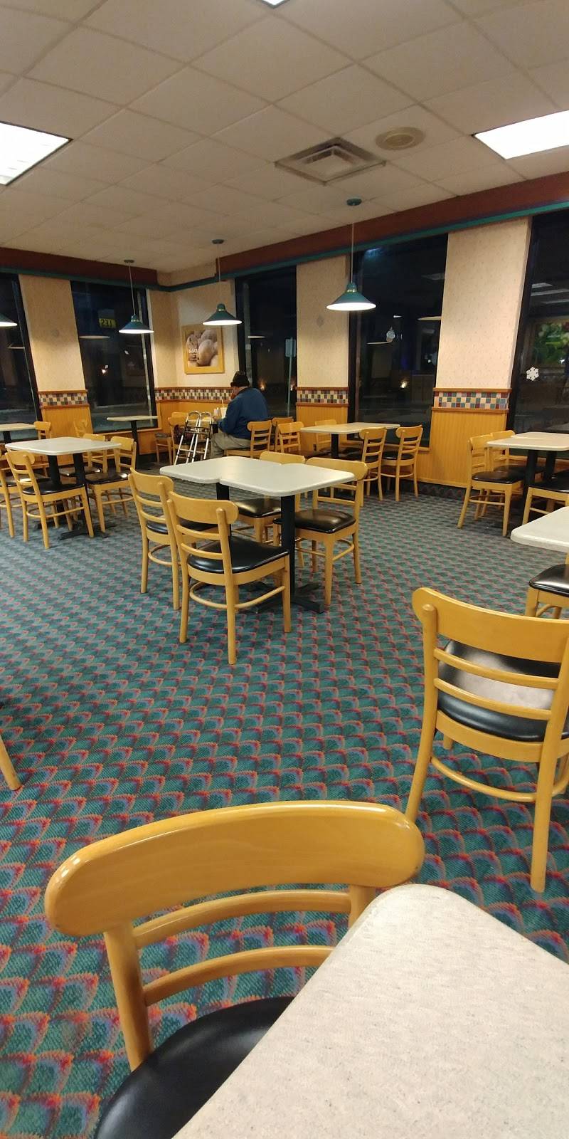 Wendys | restaurant | 2920 NE Sandy Blvd, Portland, OR 97232, USA | 5032397063 OR +1 503-239-7063