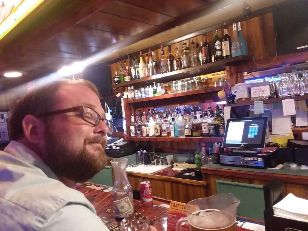 Shirleys Neighborhood Tavern | restaurant | 321 W Main St, Carterville, MO 64835, USA | 4177170516 OR +1 417-717-0516