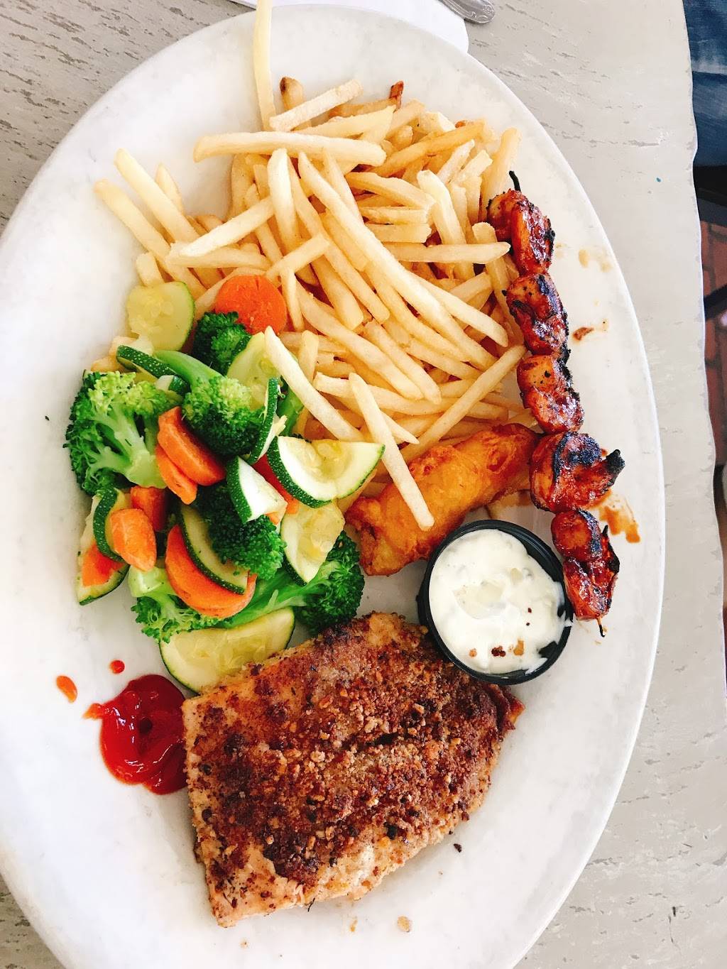 Hofs Hut Restaurant & Bakery (Closed for Remodel) | bakery | 23635 Crenshaw Blvd, Torrance, CA 90505, USA | 3103250470 OR +1 310-325-0470