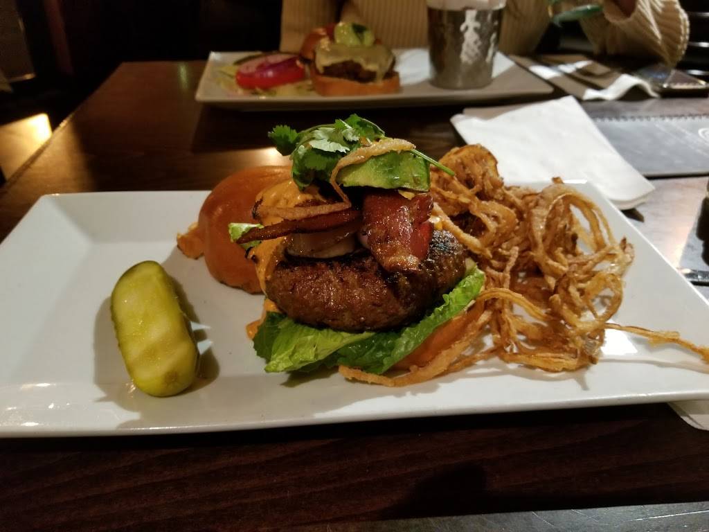 Gourmet Burger Bistro | restaurant | 5 Mill Creek Rd, Port Jefferson, NY 11777, USA | 6314034033 OR +1 631-403-4033