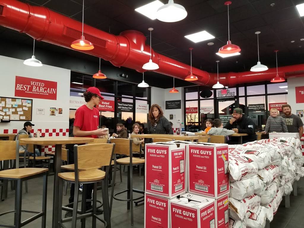 Five Guys Burgers | restaurant | 20784 E Victoria Ln, Queen Creek, AZ 85142, USA | 4805345454 OR +1 480-534-5454
