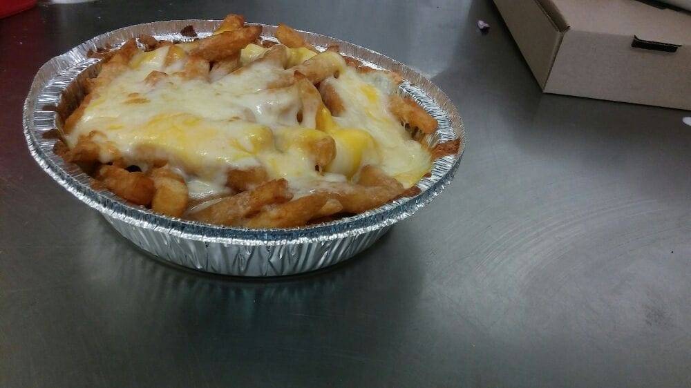 Corner Pizza & Grill | restaurant | 125 Church St, Whitinsville, MA 01588, USA | 5082340001 OR +1 508-234-0001