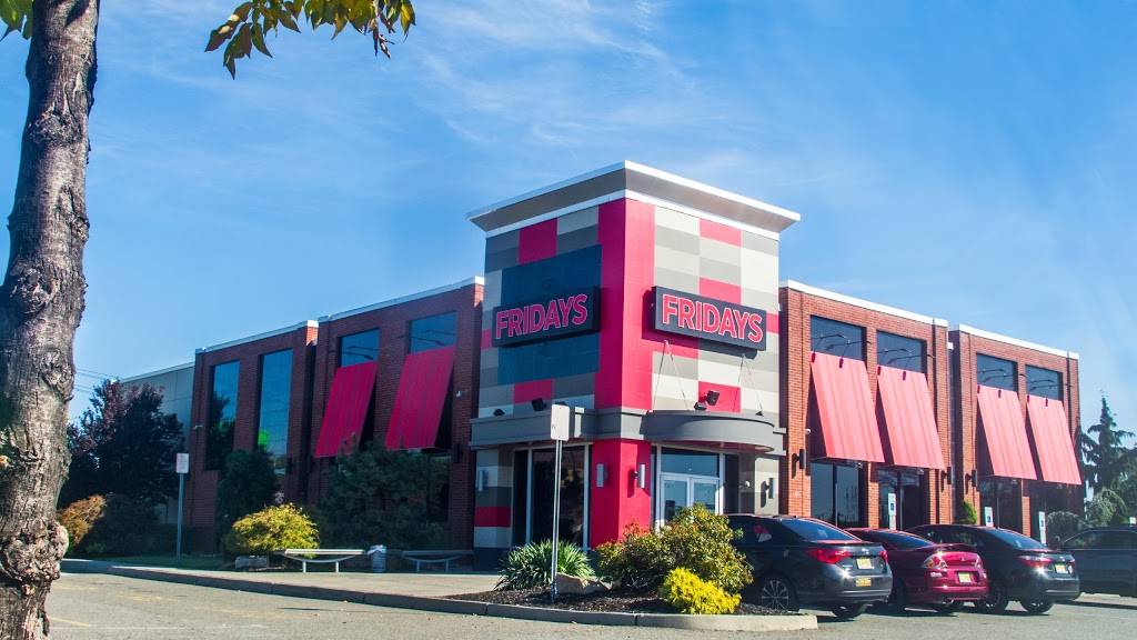 TGI Fridays | restaurant | 400 South Park Ave, Linden, NJ 07036, USA | 9083743003 OR +1 908-374-3003