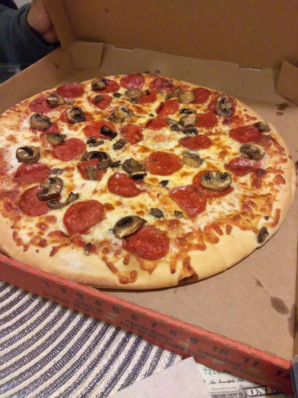 Little Caesars Pizza | meal takeaway | 4042 S Centinela Ave, Los Angeles, CA 90066, USA | 3103975575 OR +1 310-397-5575