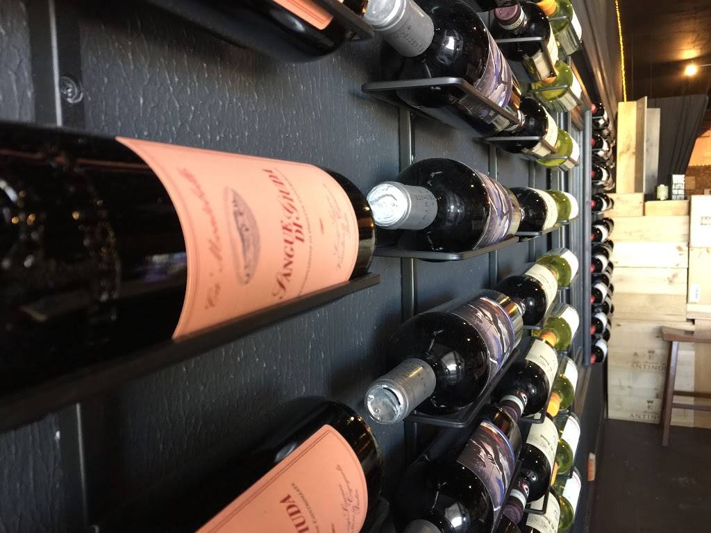 Wine-Me Daytona Beach | restaurant | 204 S Beach St, Daytona Beach, FL 32114, USA | 3868717769 OR +1 386-871-7769