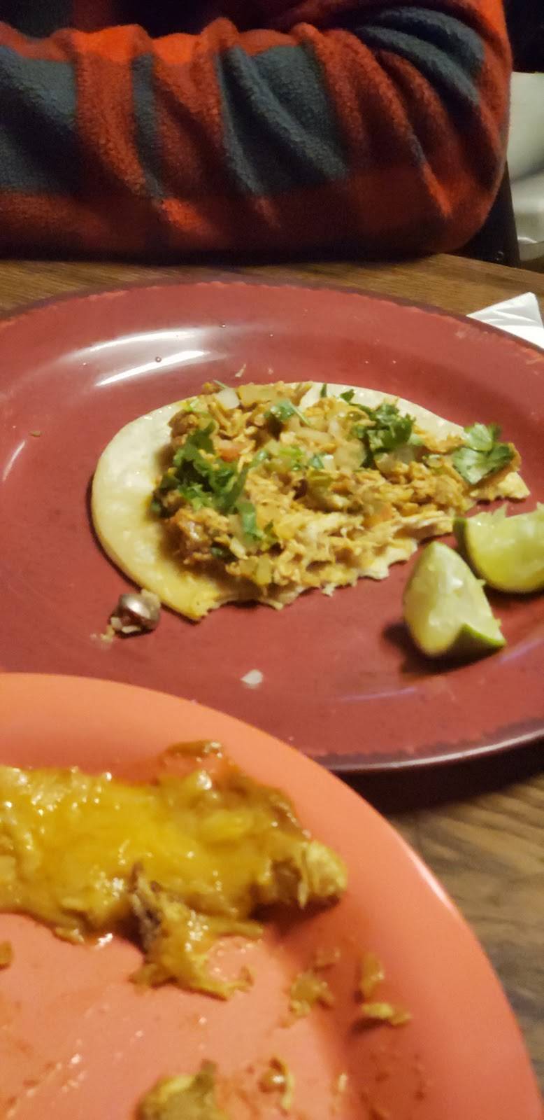 El Guanaco | restaurant | 2950 Middlefield Rd A, Redwood City, CA 94063, USA | 6503657878 OR +1 650-365-7878