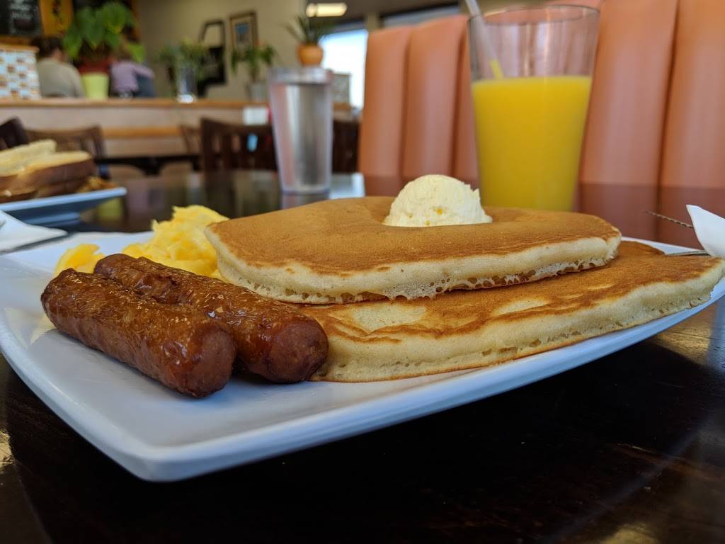 Old Market Grill LLC | restaurant | 23937 Clinton Keith Rd, Wildomar, CA 92595, USA | 9516003974 OR +1 951-600-3974