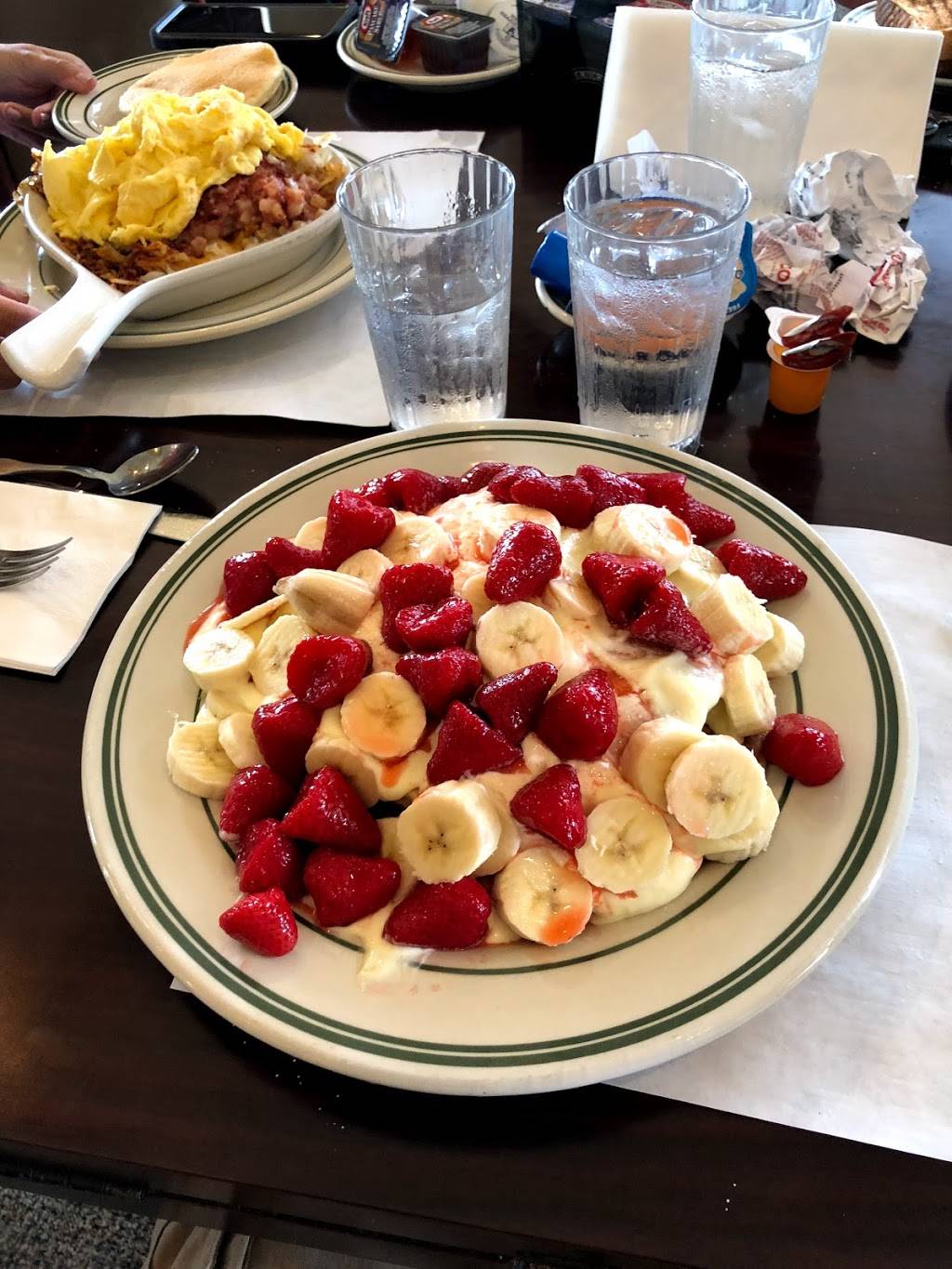 Diamands Family Restaurant | restaurant | 3000 Plainfield Rd, Joliet, IL 60435, USA | 8154361070 OR +1 815-436-1070