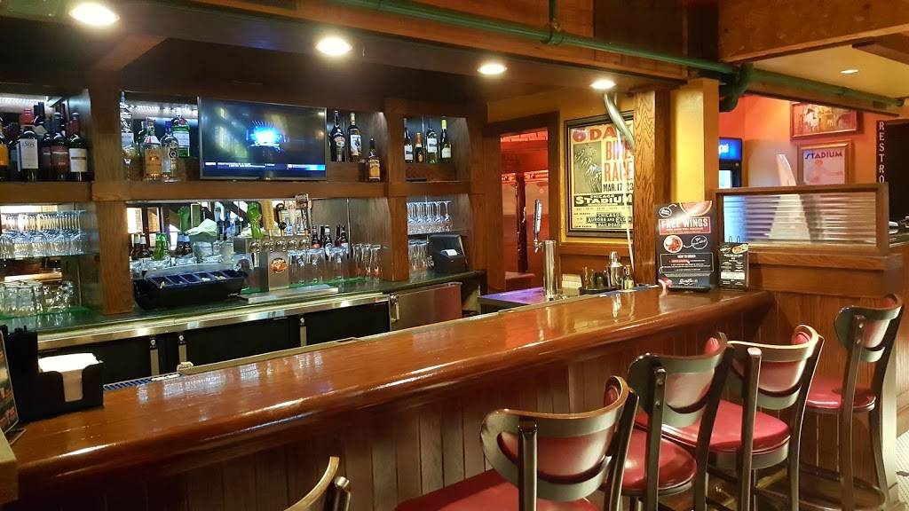 Giordanos | restaurant | 641 Plainfield Rd, Willowbrook, IL 60527, USA | 6303256710 OR +1 630-325-6710