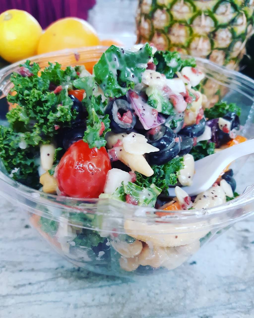 Pick N Juice | restaurant | 19001 Chemin Notre Dame, Mirabel, QC J7J 0T1, Canada | 4504198000 OR +1 450-419-8000