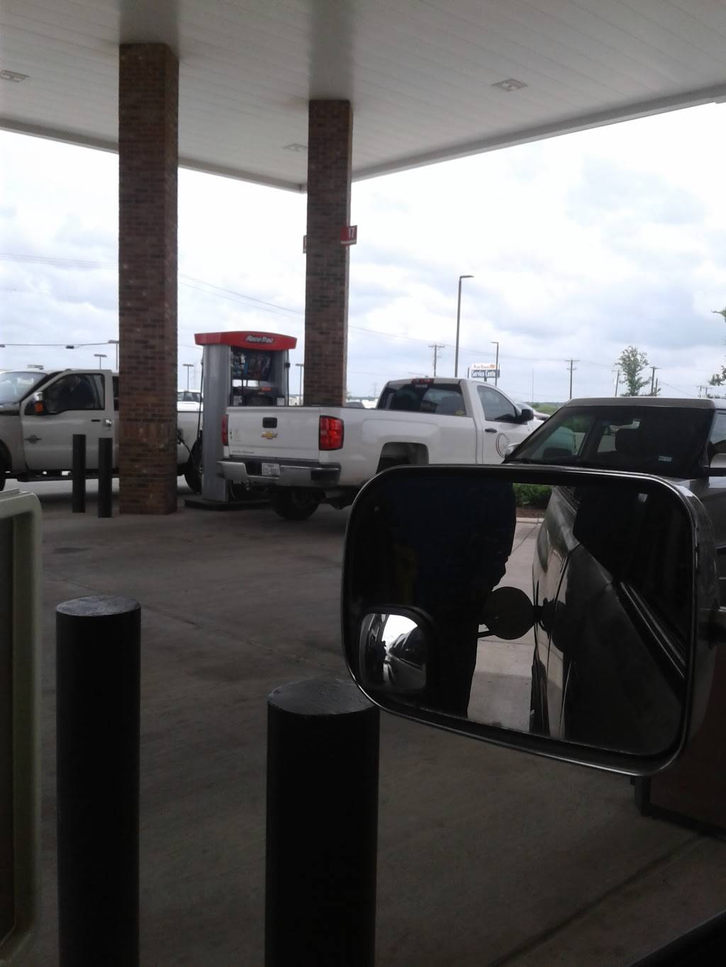 RaceTrac | cafe | 2236 N Main St, Cleburne, TX 76033, USA | 8176450863 OR +1 817-645-0863