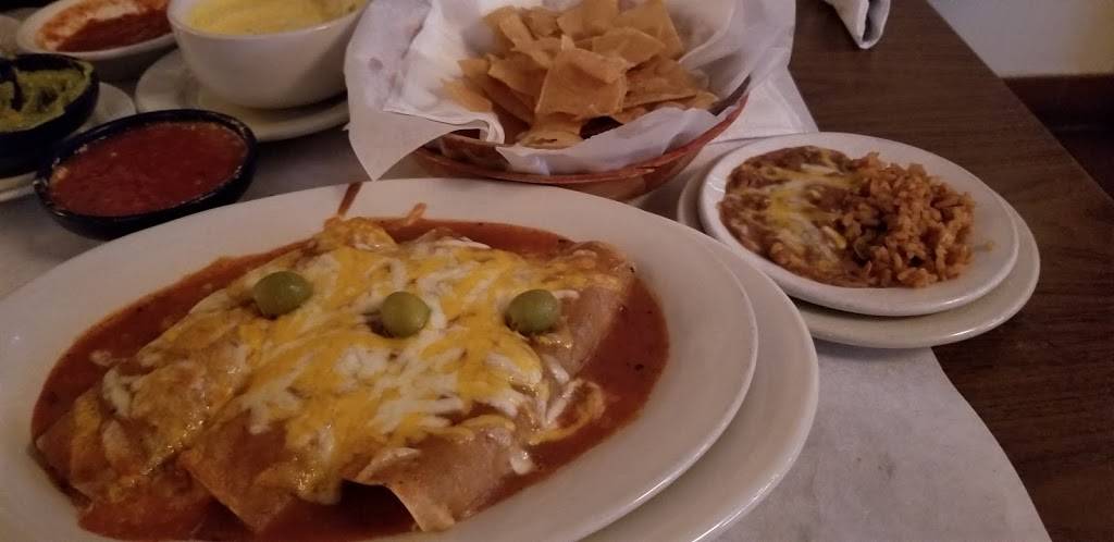 Little Tijuana | restaurant | 17 E 26th St, Minneapolis, MN 55404, USA | 6128720578 OR +1 612-872-0578