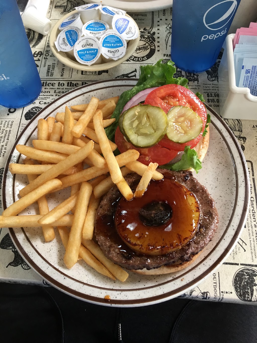 Laurel Deli & Desserts | restaurant | 401 N Main St, Fort Bragg, CA 95437, USA | 7079647812 OR +1 707-964-7812