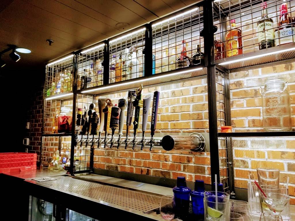 Chilis Grill & Bar | meal takeaway | 8485 Davis Blvd, North Richland Hills, TX 76182, USA | 8172812956 OR +1 817-281-2956